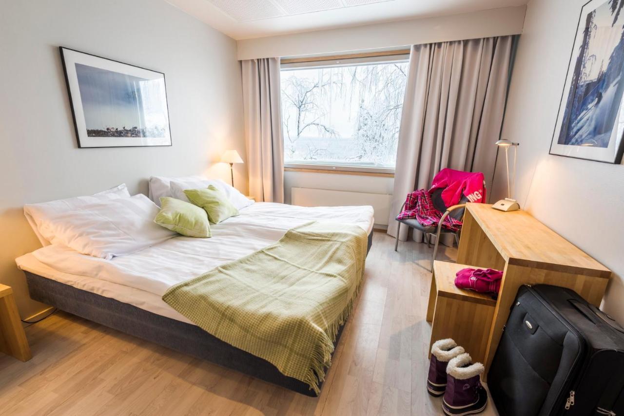 Ski-Inn Hotel Pyhaetunturi Екстериор снимка