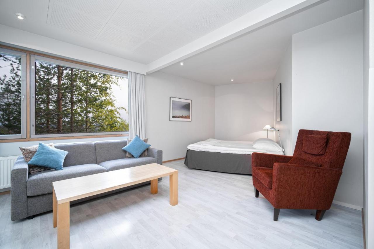 Ski-Inn Hotel Pyhaetunturi Екстериор снимка